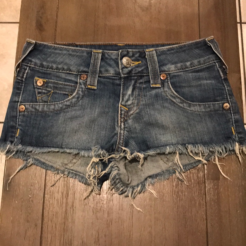 True Religion Cutoff Short